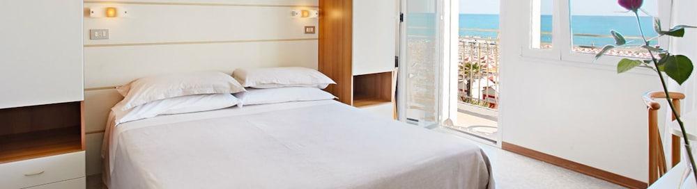 Hotel Miramare Caorle Exterior photo